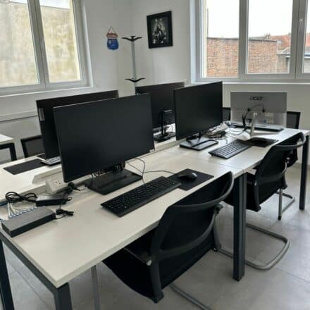 salle de formation à cambrai pour plusieurs personnes - formation en groupe locaux